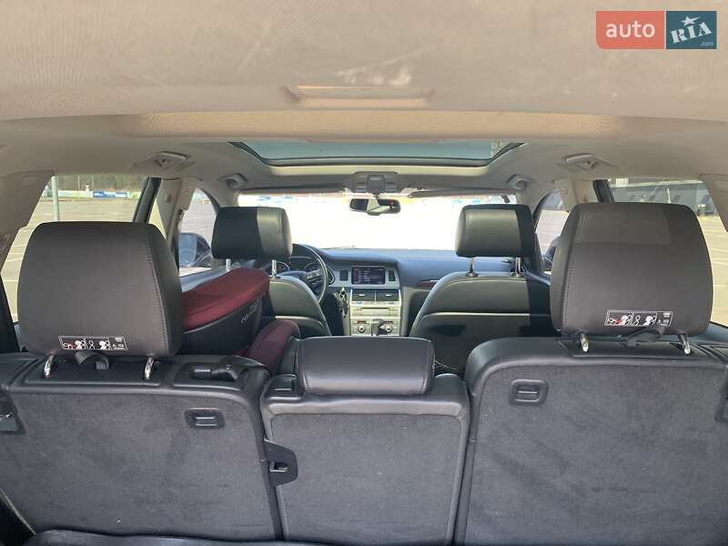 Позашляховик / Кросовер Audi Q7 2011 в Києві