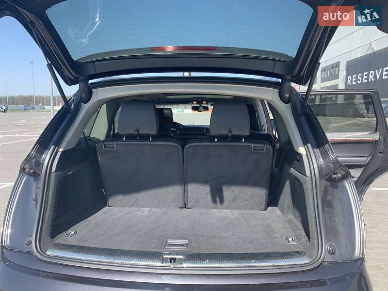 Позашляховик / Кросовер Audi Q7 2011 в Києві