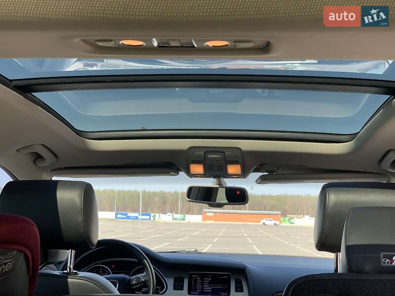Позашляховик / Кросовер Audi Q7 2011 в Києві