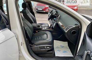 Позашляховик / Кросовер Audi Q7 2013 в 