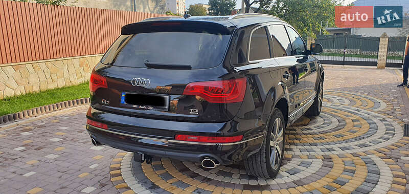 Позашляховик / Кросовер Audi Q7 2015 в Тернополі