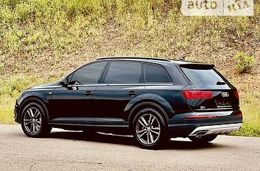 Позашляховик / Кросовер Audi Q7 2018 в Одесі