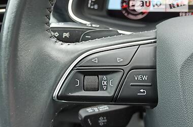 Внедорожник / Кроссовер Audi Q7 2016 в 