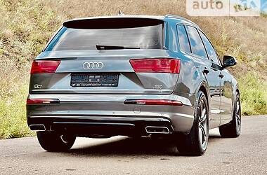 Внедорожник / Кроссовер Audi Q7 2017 в Одессе