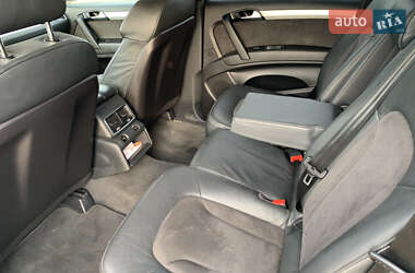 Внедорожник / Кроссовер Audi Q7 2014 в 