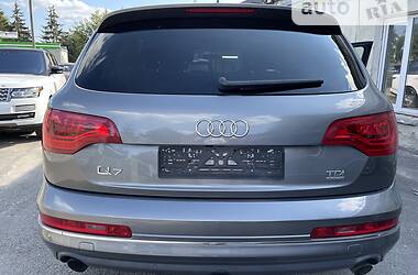 Внедорожник / Кроссовер Audi Q7 2011 в 