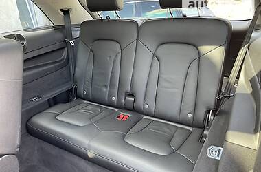 Внедорожник / Кроссовер Audi Q7 2011 в 