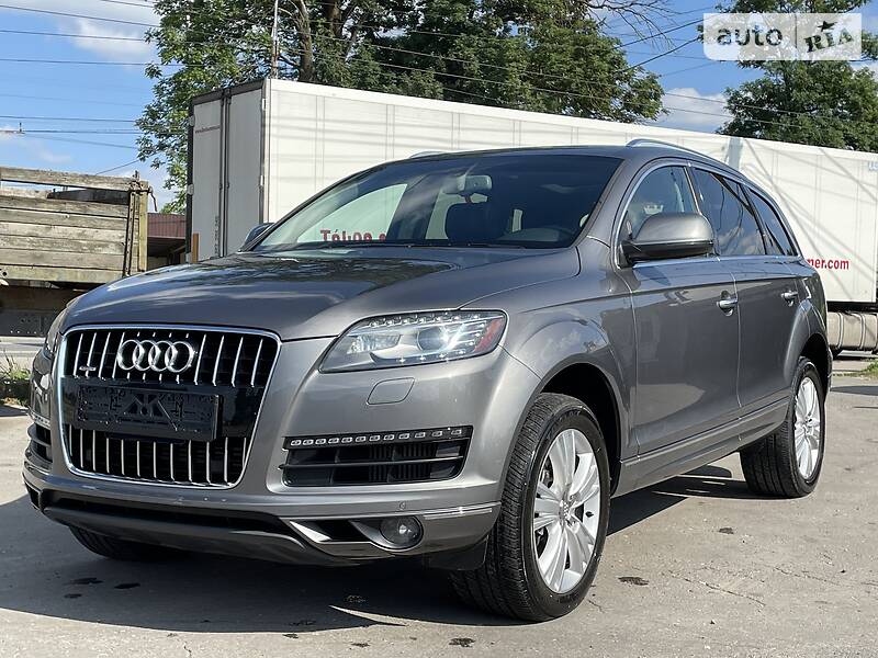 Внедорожник / Кроссовер Audi Q7 2011 в 