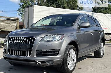 Внедорожник / Кроссовер Audi Q7 2011 в 