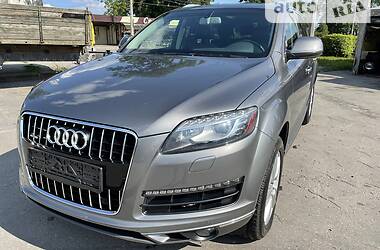 Внедорожник / Кроссовер Audi Q7 2011 в 
