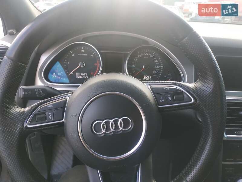 Внедорожник / Кроссовер Audi Q7 2013 в Белой Церкви