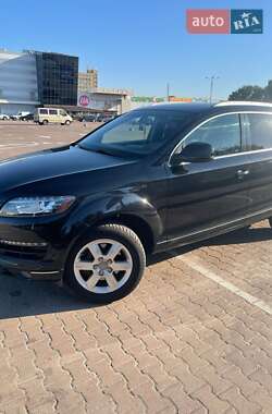 Внедорожник / Кроссовер Audi Q7 2012 в 