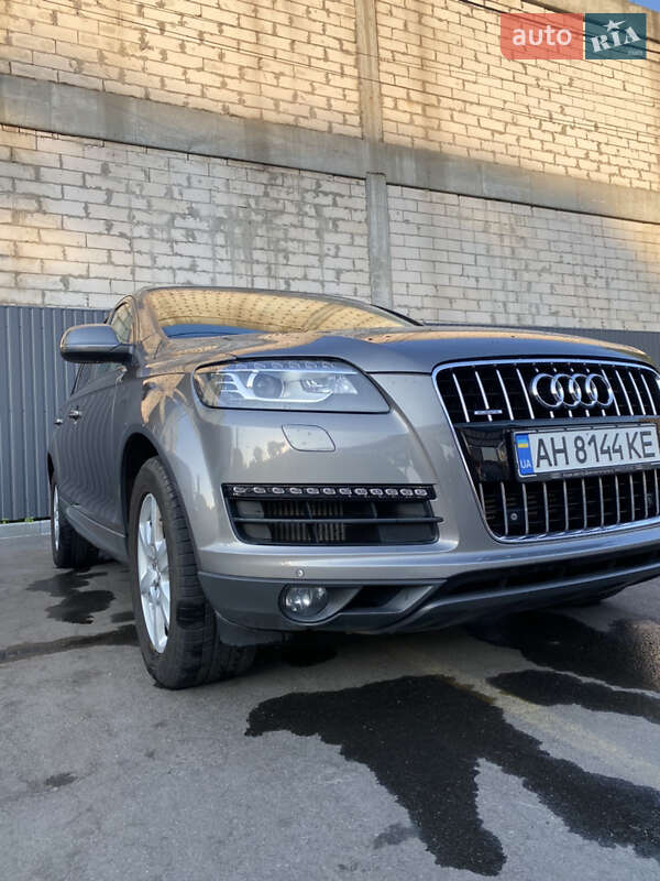 Внедорожник / Кроссовер Audi Q7 2012 в Днепре