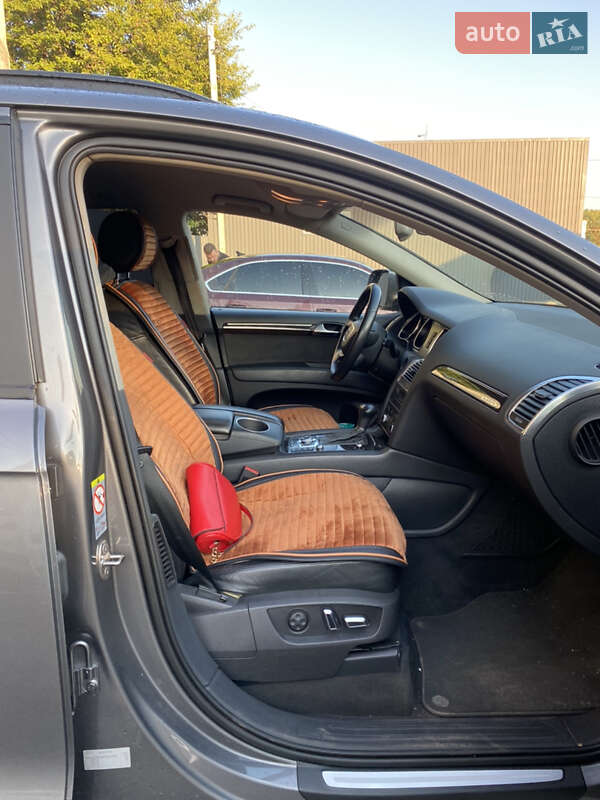 Внедорожник / Кроссовер Audi Q7 2012 в Днепре