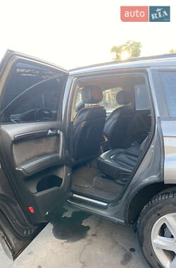 Внедорожник / Кроссовер Audi Q7 2012 в 