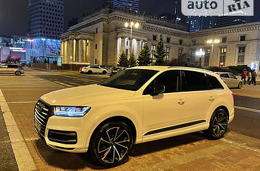 Позашляховик / Кросовер Audi Q7 2015 в Одесі