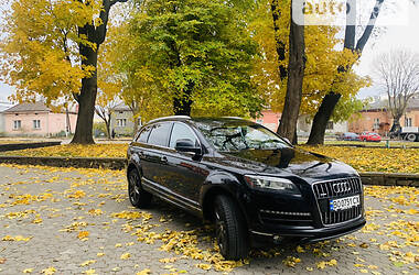 Внедорожник / Кроссовер Audi Q7 2013 в Тернополе