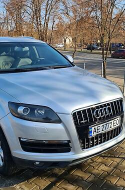 Внедорожник / Кроссовер Audi Q7 2012 в Кривом Роге