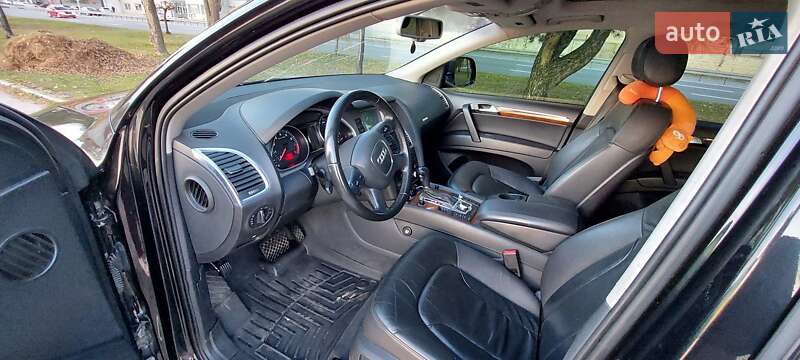Позашляховик / Кросовер Audi Q7 2008 в Дніпрі