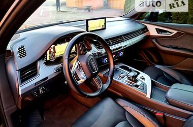 Внедорожник / Кроссовер Audi Q7 2016 в Мукачево