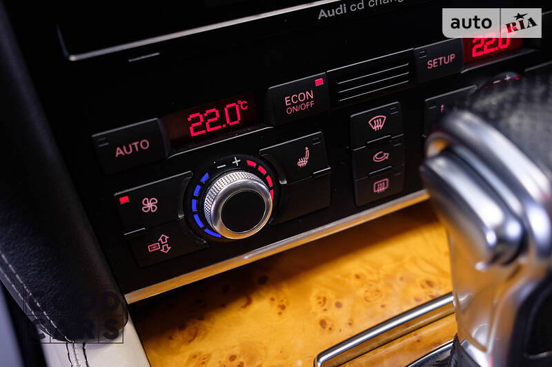 Позашляховик / Кросовер Audi Q7 2009 в Одесі