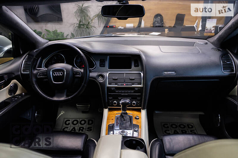 Позашляховик / Кросовер Audi Q7 2009 в Одесі