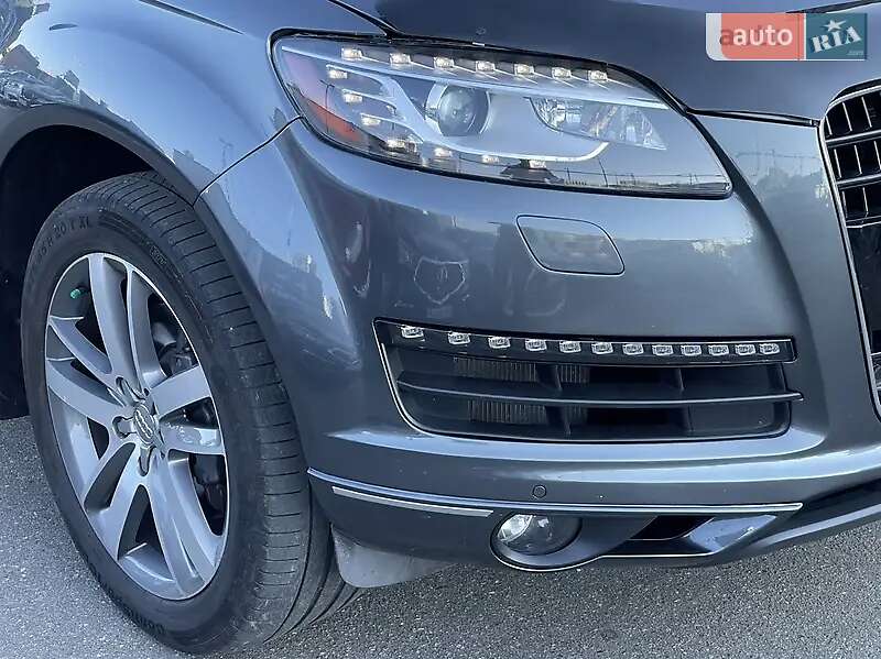 Позашляховик / Кросовер Audi Q7 2014 в Черкасах