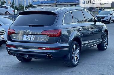 Внедорожник / Кроссовер Audi Q7 2014 в Черкассах