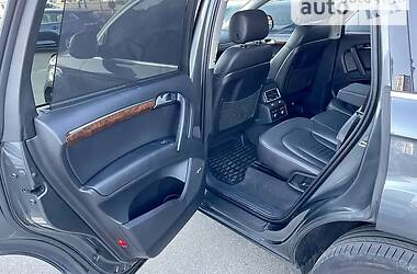 Внедорожник / Кроссовер Audi Q7 2014 в Черкассах