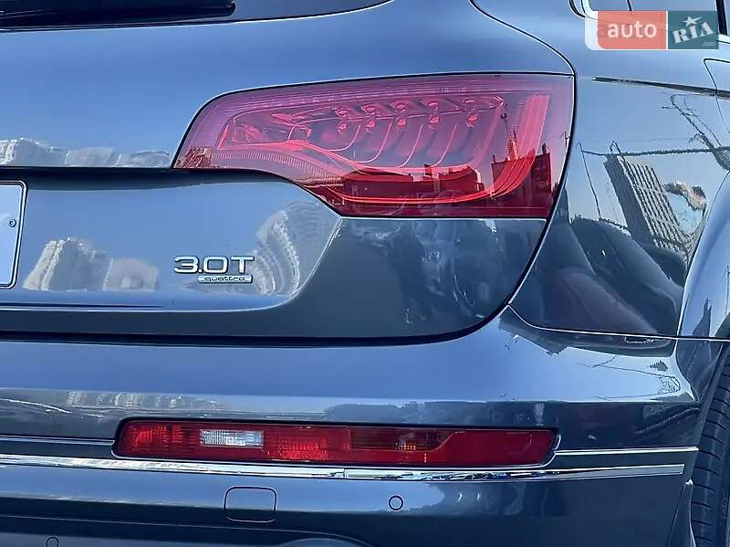 Позашляховик / Кросовер Audi Q7 2014 в Черкасах