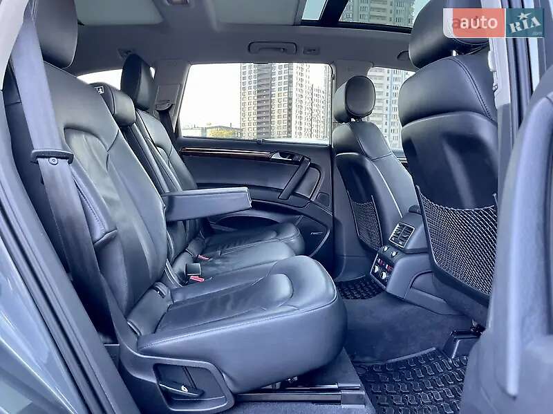 Позашляховик / Кросовер Audi Q7 2014 в Черкасах