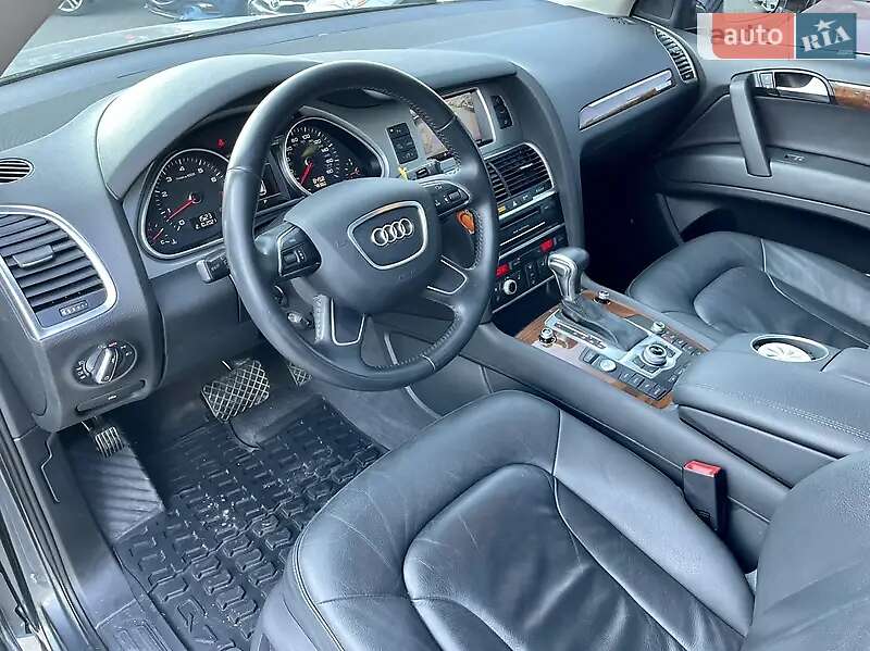 Позашляховик / Кросовер Audi Q7 2014 в Черкасах
