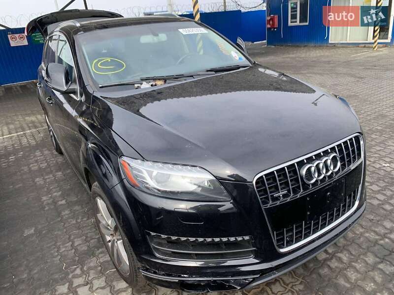 Позашляховик / Кросовер Audi Q7 2015 в Черкасах