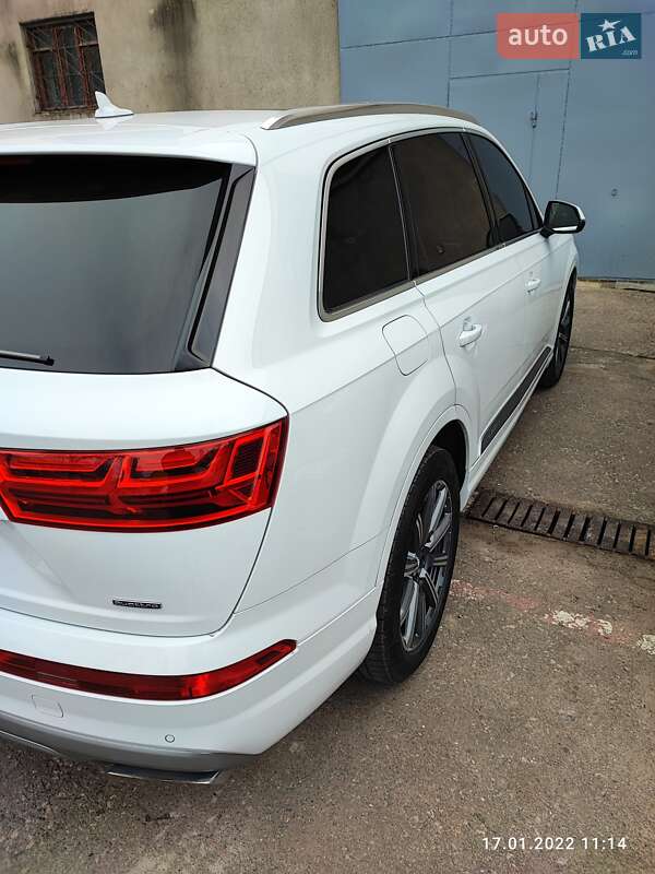 Позашляховик / Кросовер Audi Q7 2018 в Одесі