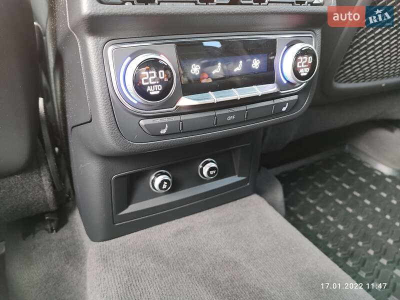 Позашляховик / Кросовер Audi Q7 2018 в Одесі