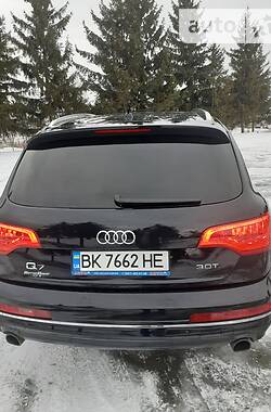 Внедорожник / Кроссовер Audi Q7 2014 в Ровно