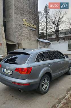 Внедорожник / Кроссовер Audi Q7 2007 в 