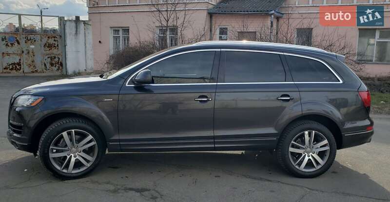 Внедорожник / Кроссовер Audi Q7 2014 в Киеве