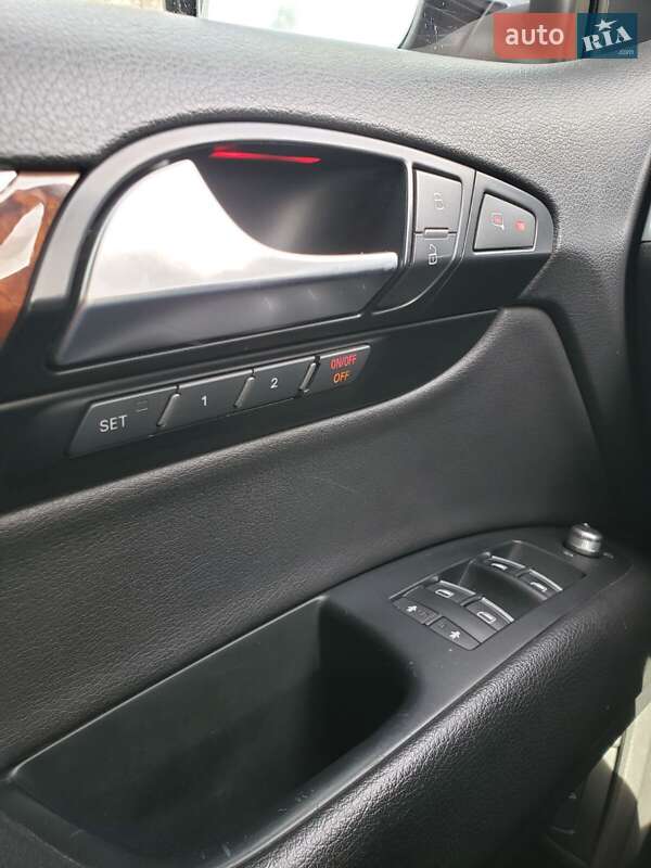 Внедорожник / Кроссовер Audi Q7 2014 в Киеве