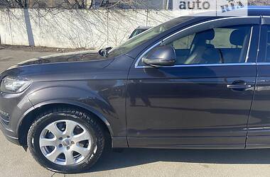 Универсал Audi Q7 2011 в 
