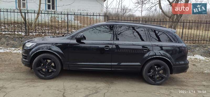Внедорожник / Кроссовер Audi Q7 2010 в Гайсине