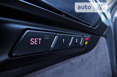 Позашляховик / Кросовер Audi Q7 2012 в 