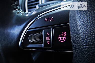 Позашляховик / Кросовер Audi Q7 2012 в 