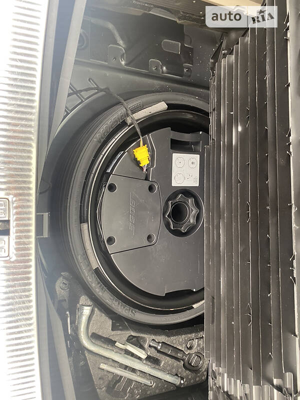 Внедорожник / Кроссовер Audi Q7 2011 в Луцке