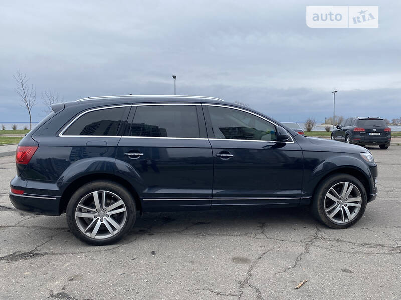 Позашляховик / Кросовер Audi Q7 2012 в Черкасах