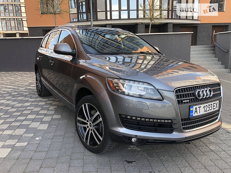 Позашляховик / Кросовер Audi Q7 2012 в Івано-Франківську