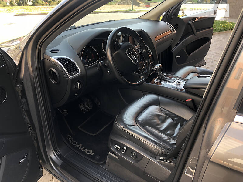 Позашляховик / Кросовер Audi Q7 2012 в Івано-Франківську