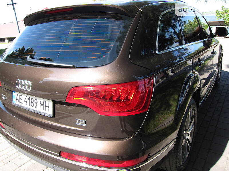 Позашляховик / Кросовер Audi Q7 2014 в Дніпрі
