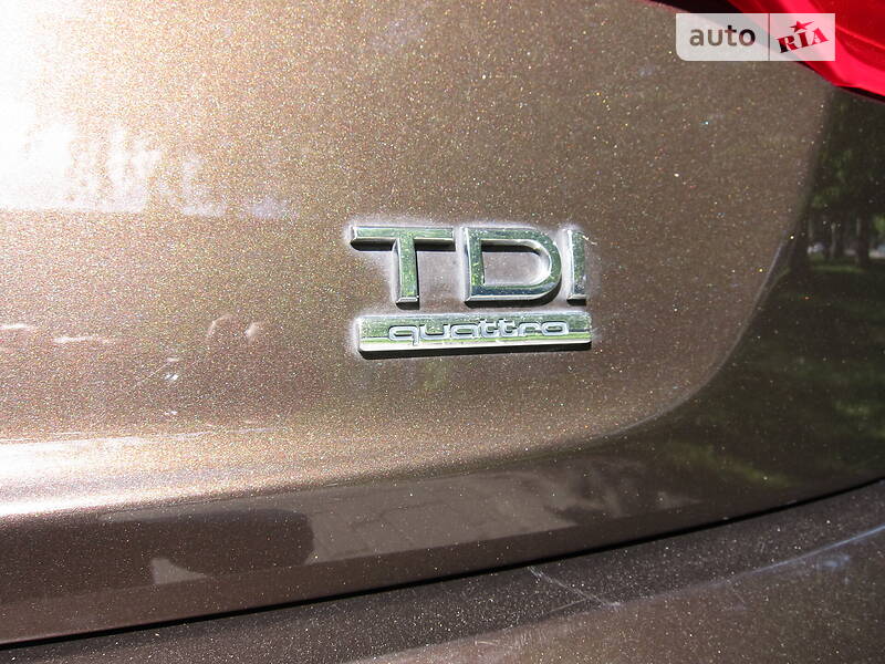 Позашляховик / Кросовер Audi Q7 2014 в Дніпрі