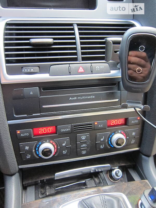 Позашляховик / Кросовер Audi Q7 2014 в Дніпрі